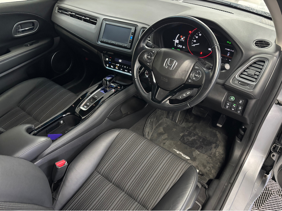 2017 Honda Vezel - image 7