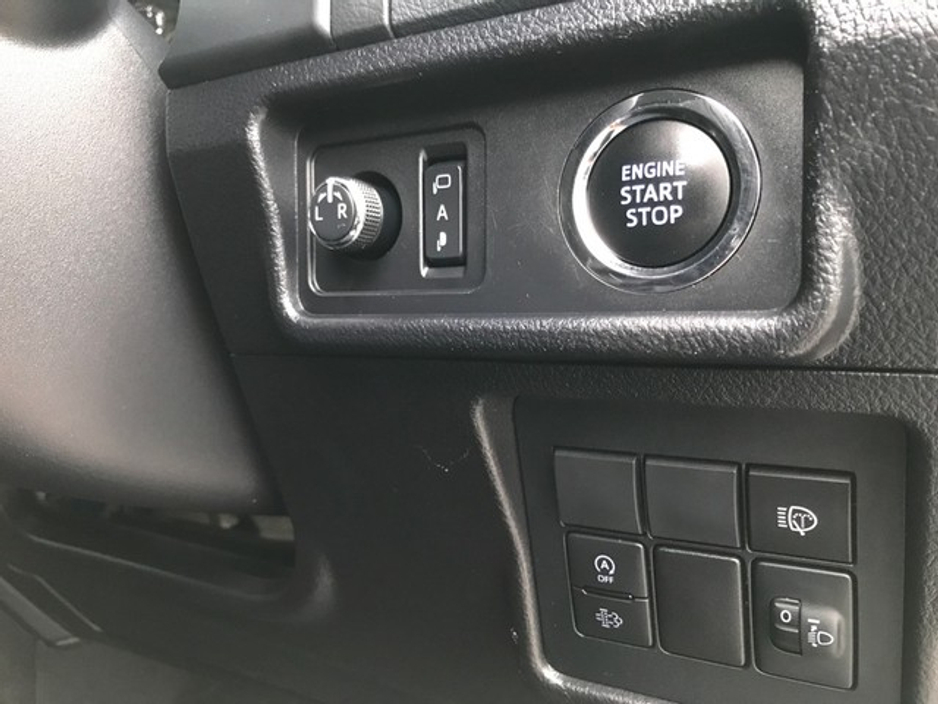 2023 Toyota Landcruiser LWB BUSINESS 4DR AUTO - GRANDONS €89,995