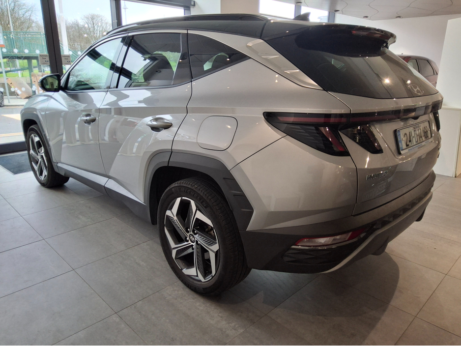 2024 Hyundai Tucson - image 3