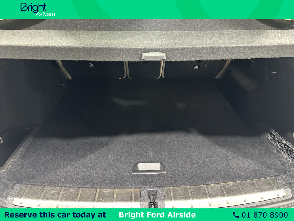 2021 BMW X1 - image 24