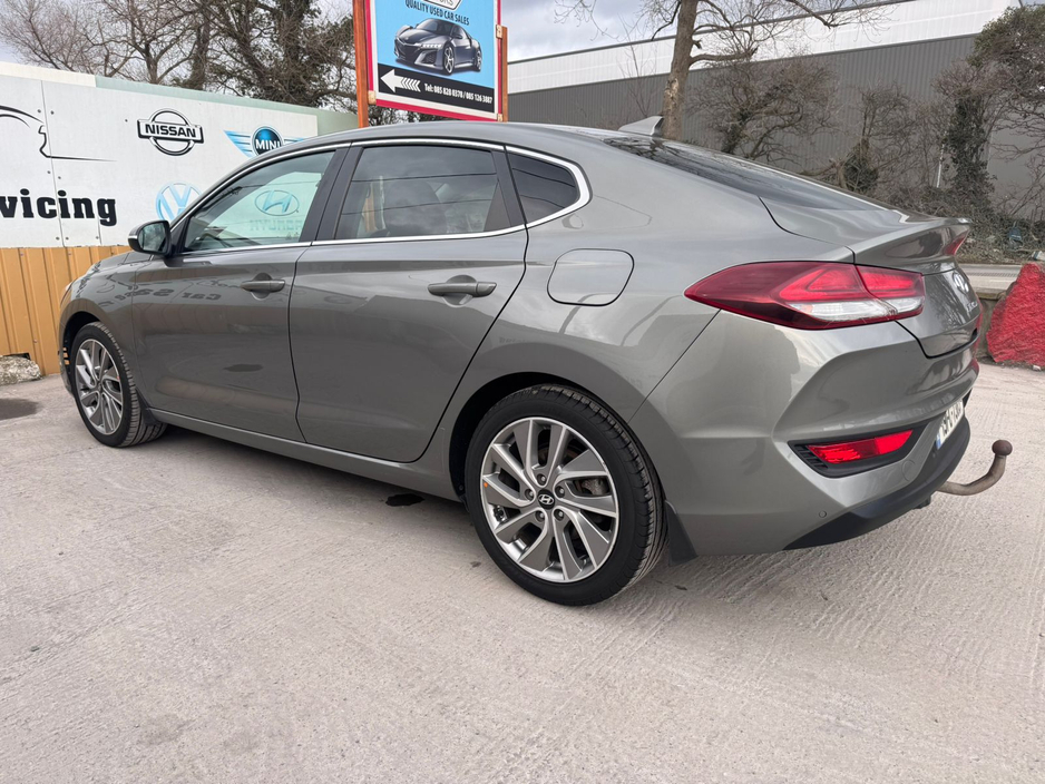2019 Hyundai i30 - image 13