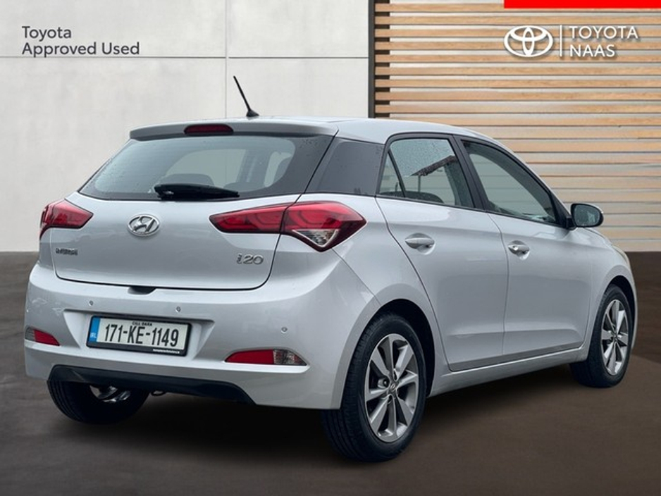 2017 Hyundai i20 - image 2