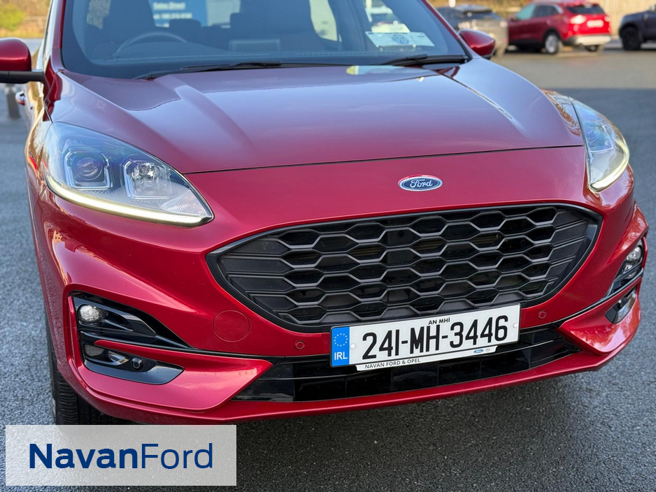 2024 Ford Kuga St-Line 2.5 Plug in-Hybrid 225Ps **Warranty May 2029** €35,950