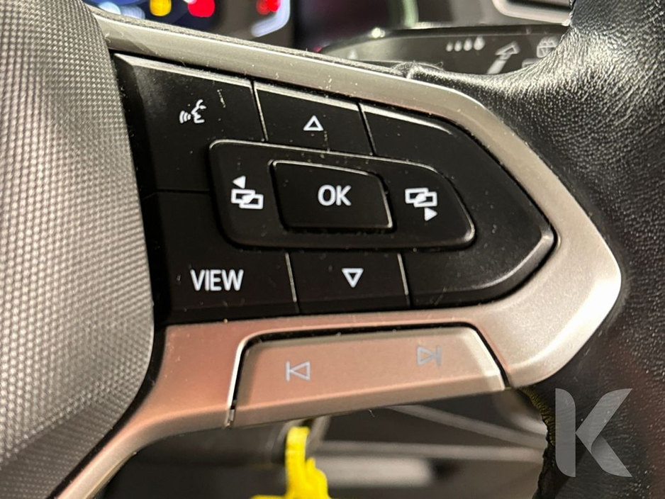 2022 Volkswagen Tiguan HYBRID AUTOMATIC 1.4L TSI PHEV - PARKING SENSORS - CRUISE CONTROL - A/C HEATING CONTROLS €29,950