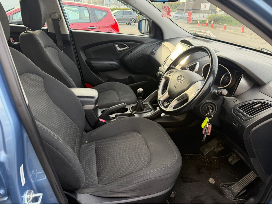 2013 Hyundai ix35 - image 10