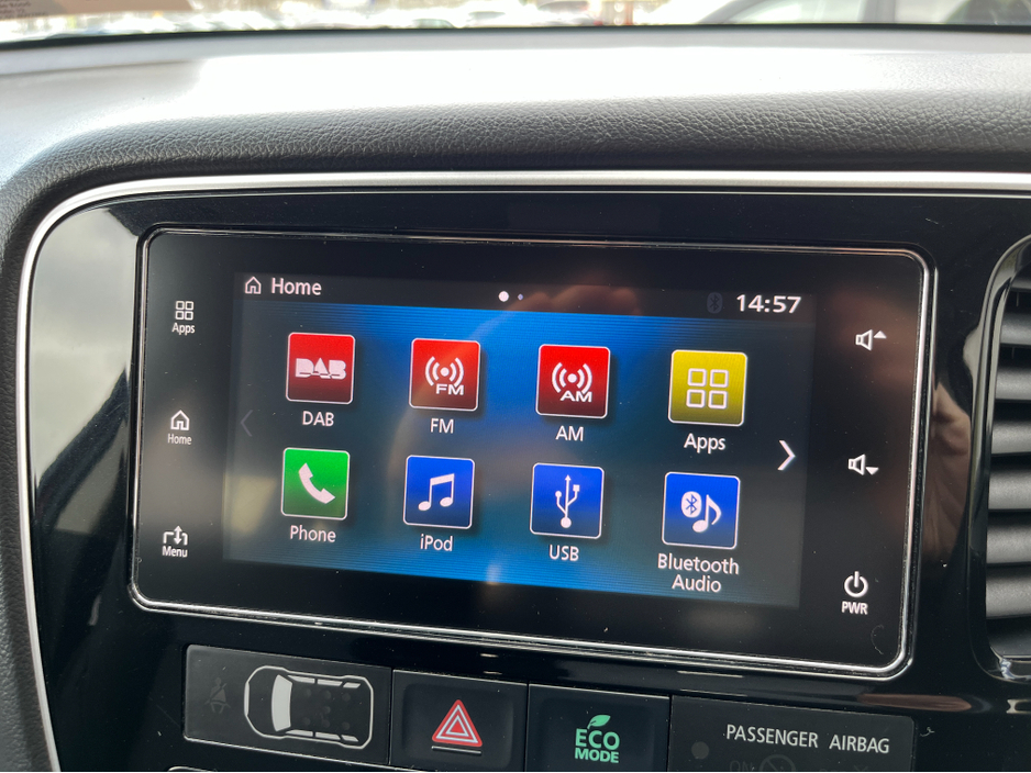 2018 Mitsubishi Outlander - image 22