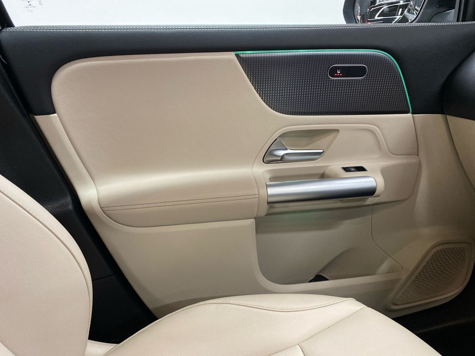 2023 Mercedes-Benz GLA Class - image 16