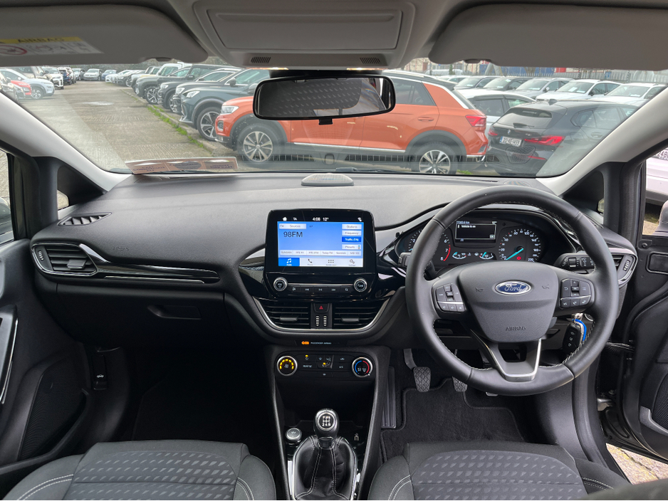 2018 Ford Fiesta - image 13