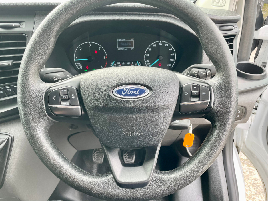 2023 Ford Transit Custom - image 12