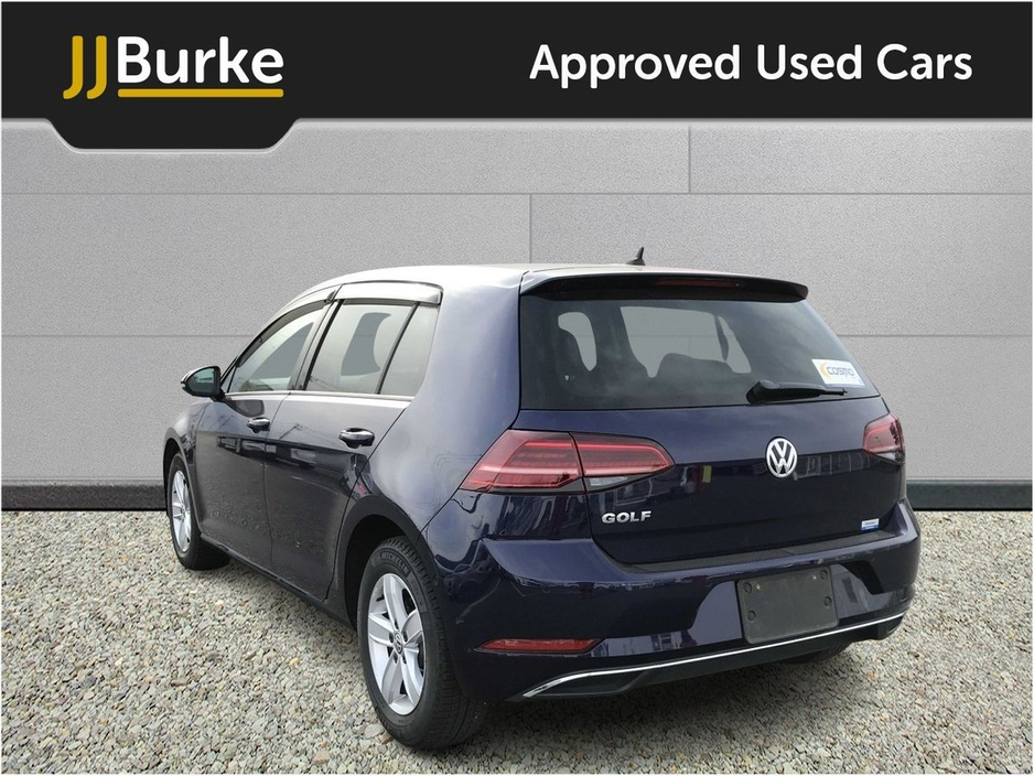 2020 Volkswagen Golf - image 4