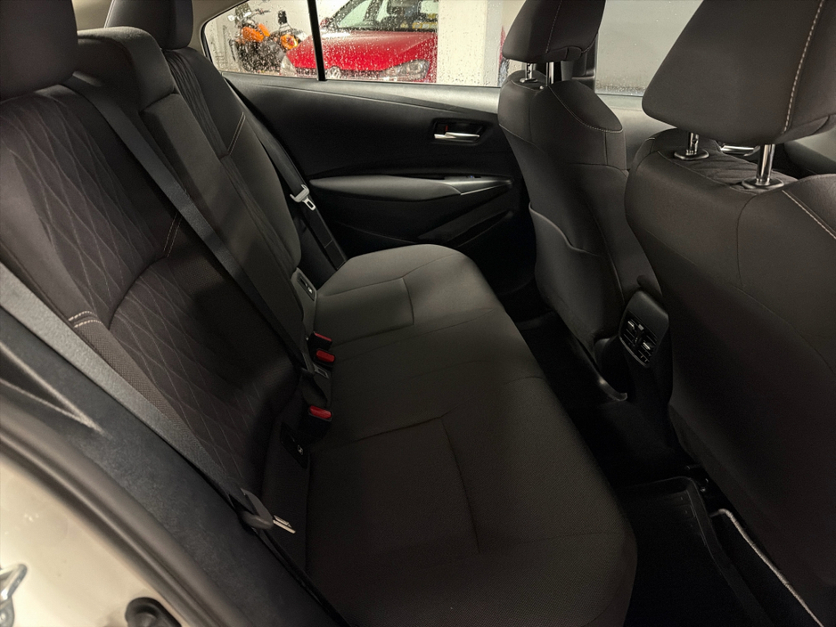 2023 Toyota Corolla HYBRID LUNA AUTO SALOON // TOYOTA SAFETY SENSE // REAR CAMERA // BLUETOOTH // AIR CON // TOYOTA WARRANTY €27,945