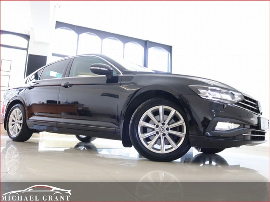 2020 Volkswagen Passat - image 10