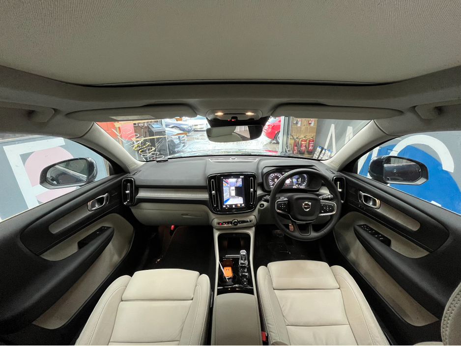 2022 Volvo XC40 2022 VOLVO XC40 RECHARGE PLUG-IN HYBRID T5 INS 1.5 AUTOMATIC / CRUISE CONTROL / 360° PARKING CAMERA / ELECTRIC MEMORY HEATED FRONT & REAR SEATS / PANORAMIC SUNROOF €36,950