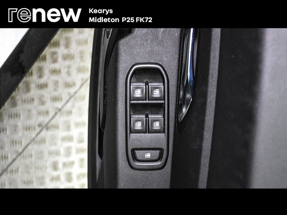 2021 Dacia Duster Blue dCi 115 Comfort €17,990