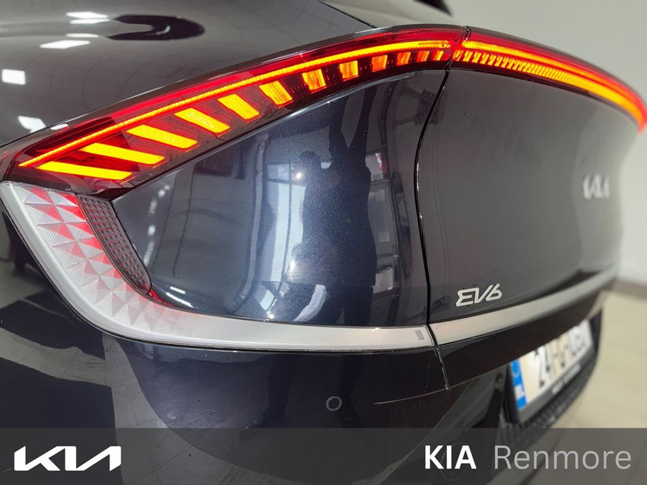 2024 Kia EV6 - image 11