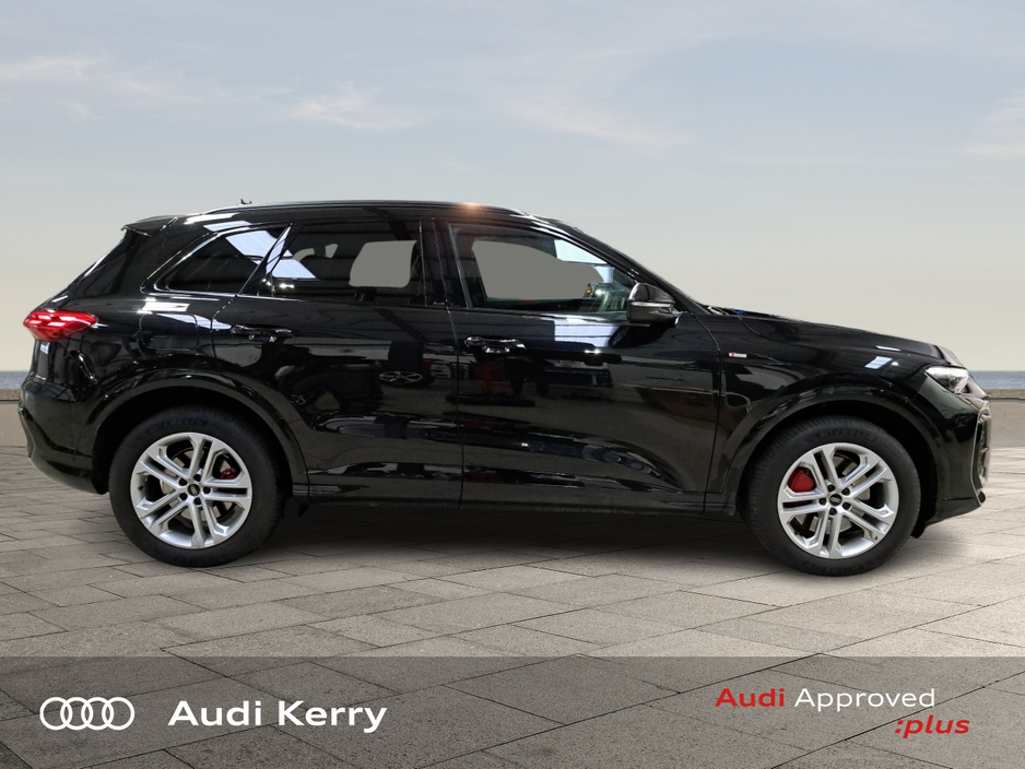 2025 Audi Q5 40 TDI Quattro S-Line 204PS €79,900