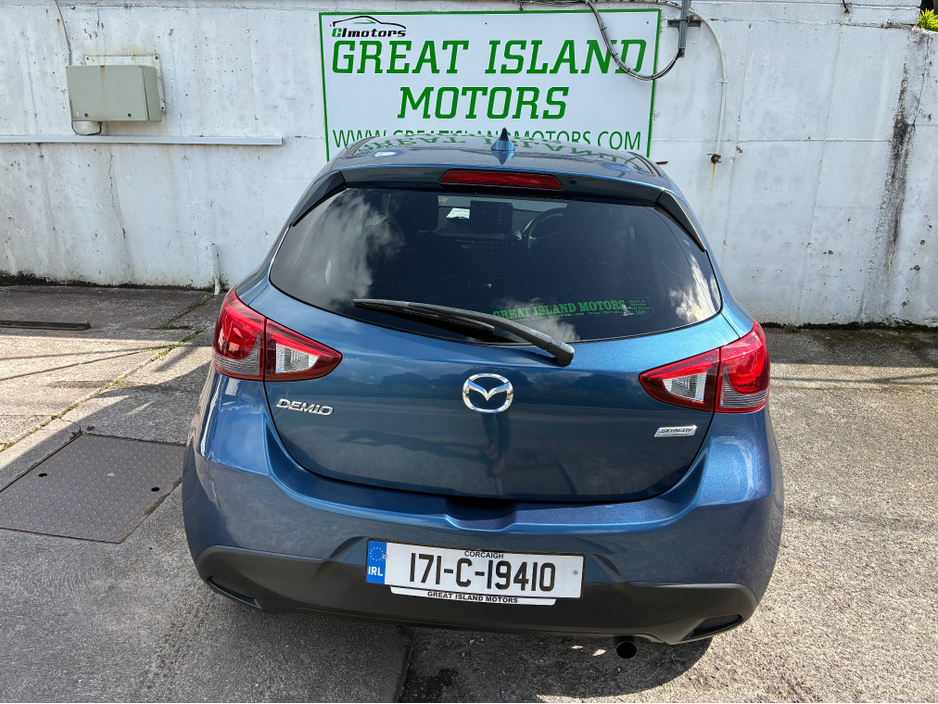 2017 Mazda Demio - image 5