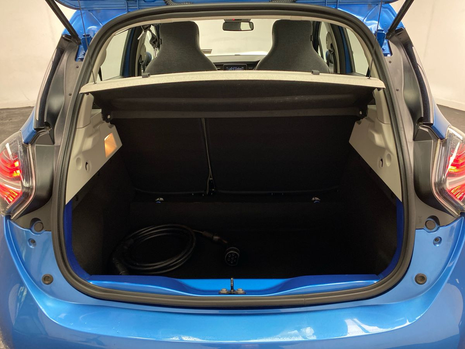 2021 Renault Zoe - image 9