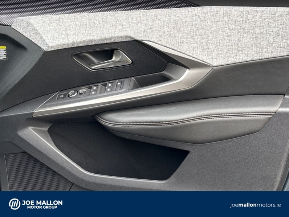 2026 Peugeot 3008 E GT EXCLUSIVE €53,195