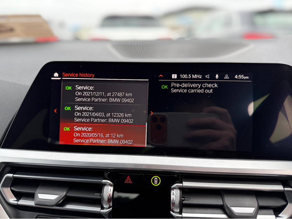 2020 BMW 3 Series - image 21