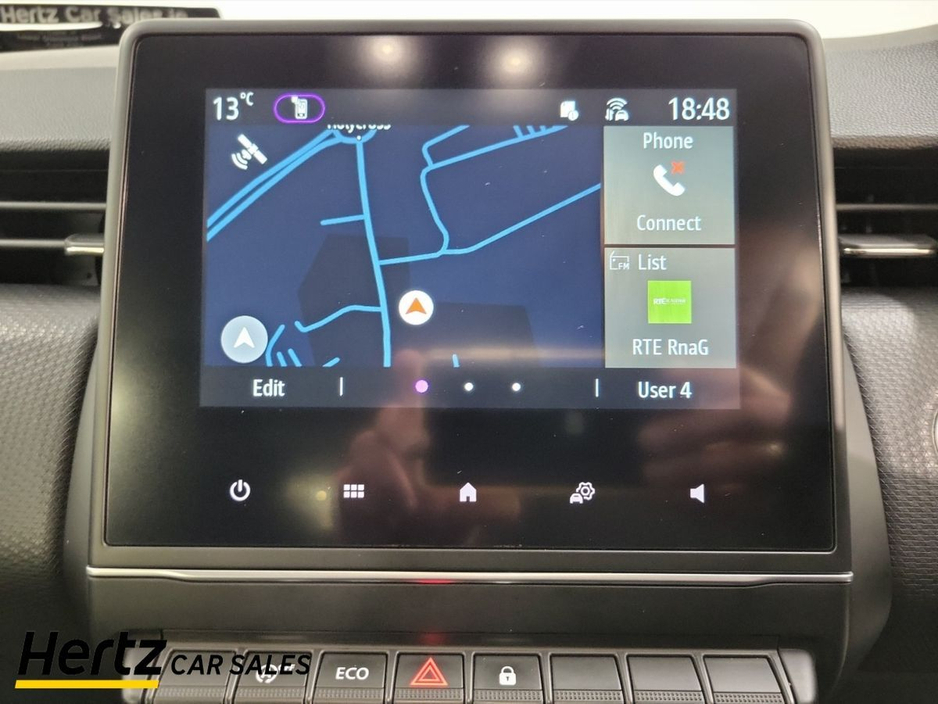 2023 Renault Clio - image 21