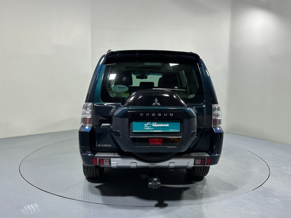 2017 Mitsubishi Pajero 3.2 DiD LWB 2 Seater N1 Commercial €27,500