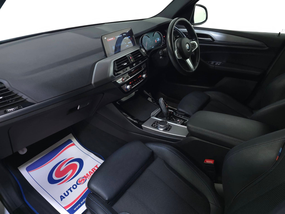 2018 BMW X3 - image 17