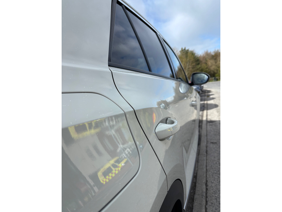 2023 Volkswagen T-Roc - image 14