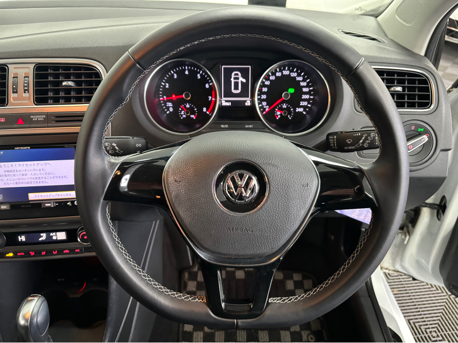 2015 Volkswagen Polo *VOLKSWAGEN POLO* LOUNGE EDITION*DSG* *LOW MILEAGE* *DRIVE MODES* *BT AUDIO* *REVERSE CAMERA* *PLUS MUCH MORE* *TRADE INS WELCOME* €11,950