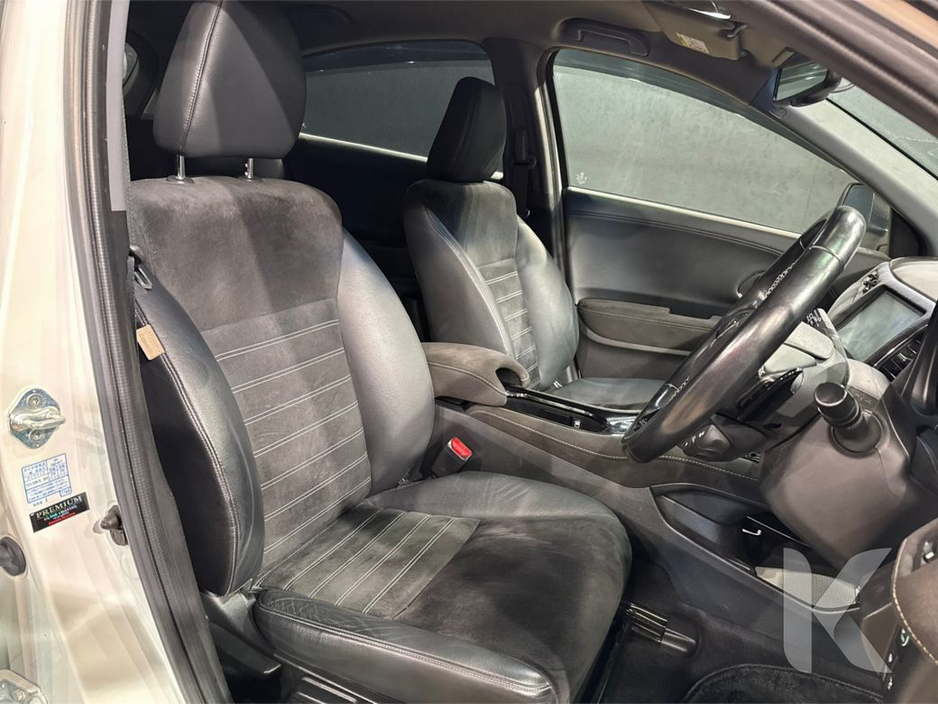 2017 Honda Vezel - image 15