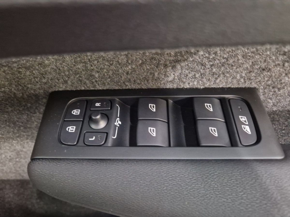 2026 Volvo EX40 Single Motor Core €45,950