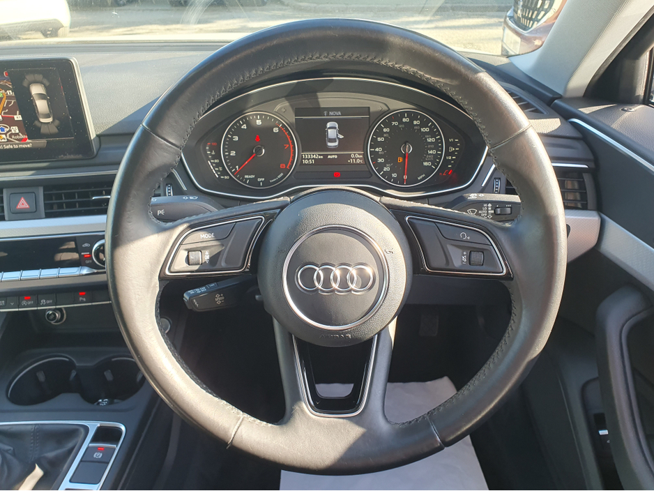 2016 Audi A4 - image 18