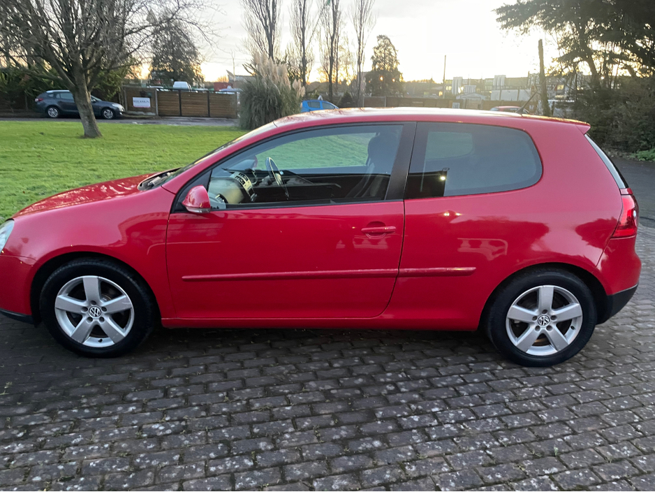 2008 Volkswagen Golf - image 8