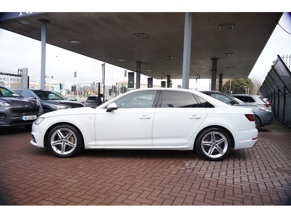 2018 Audi A4 - image 7