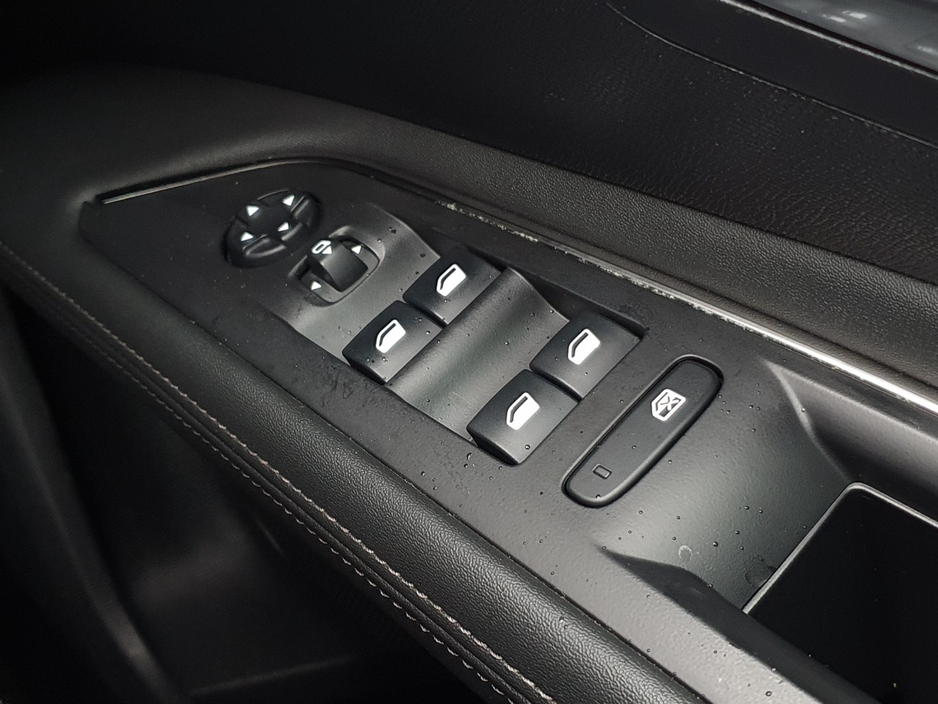 2020 Peugeot 3008 - image 20