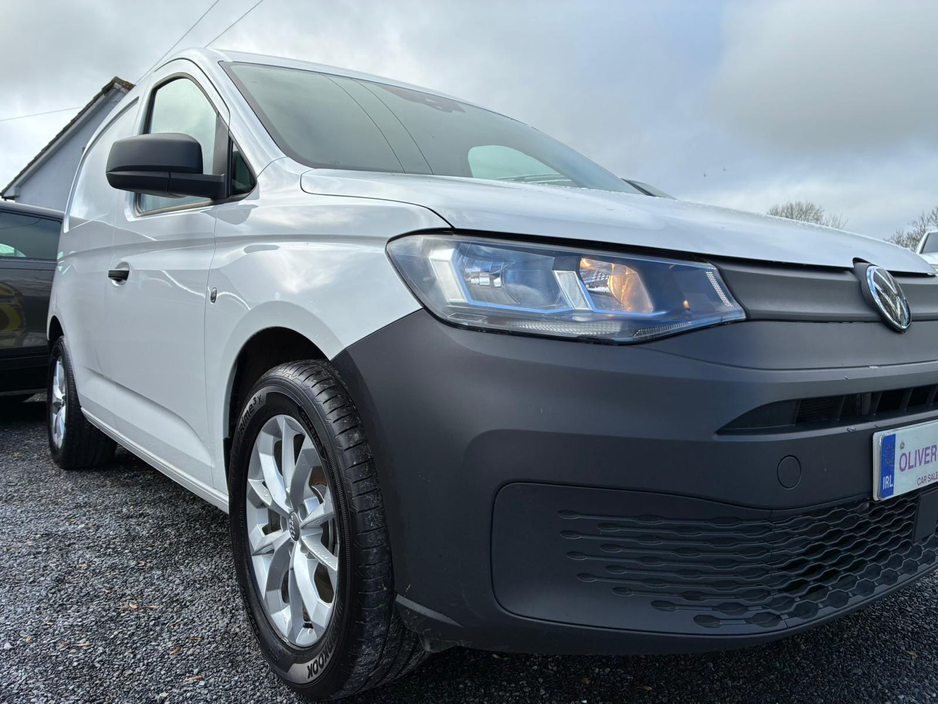 2023 Volkswagen Caddy - image 17