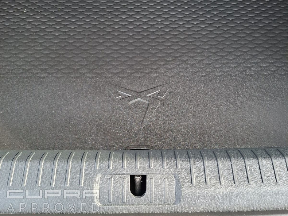 2025 Cupra Formentor - image 18