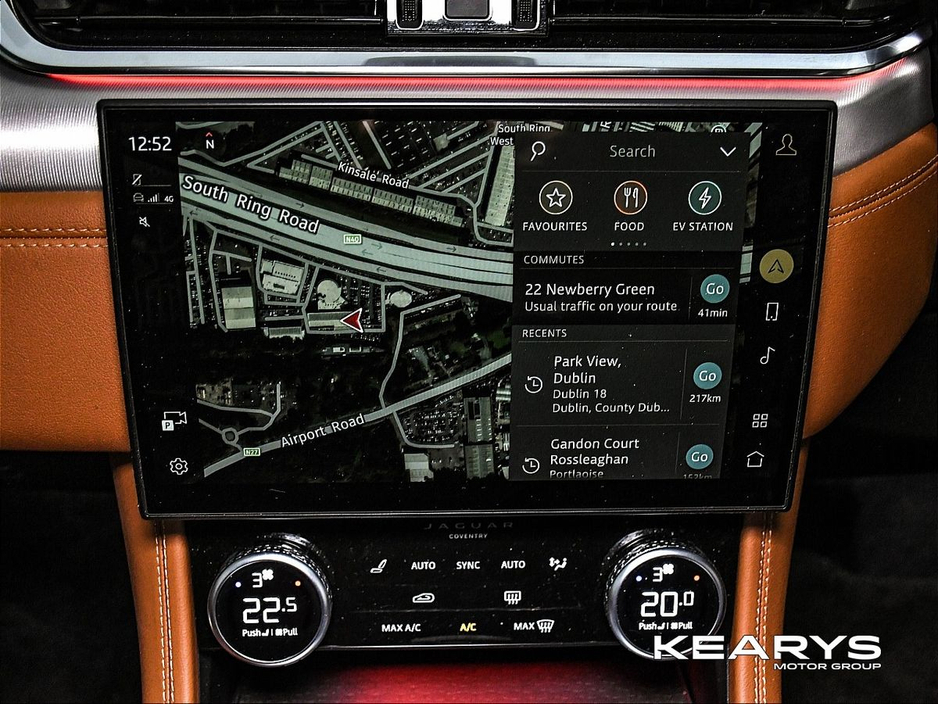 2023 Jaguar F-Pace - image 27