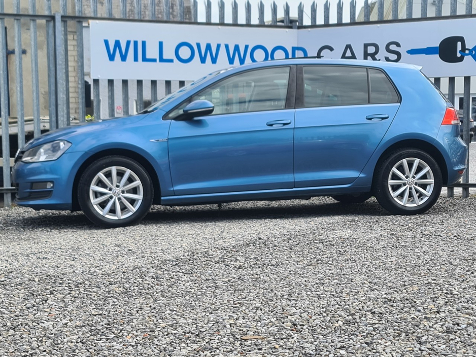 2016 Volkswagen Golf - image 6