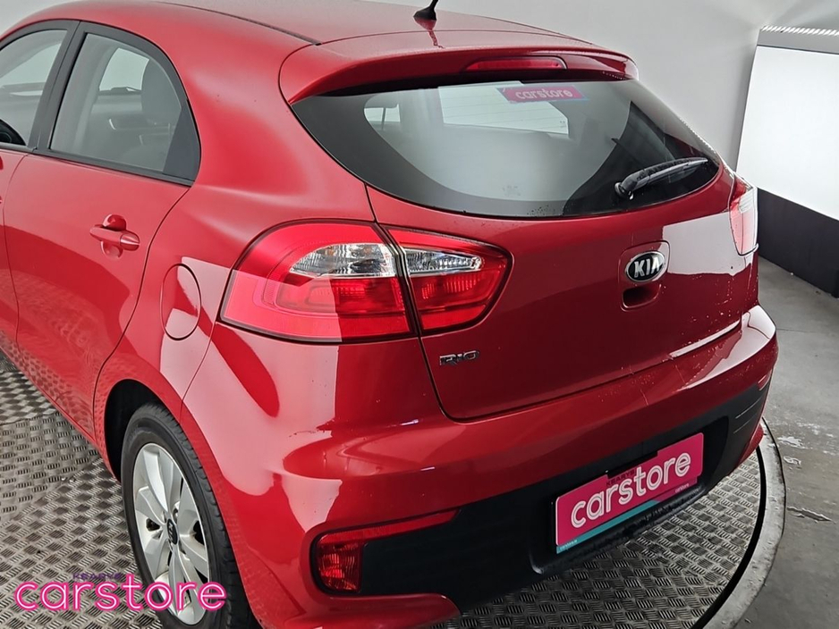 2017 Kia Rio - image 15