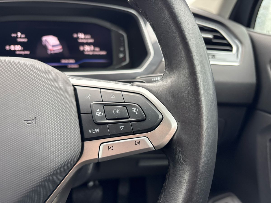 2024 Volkswagen Tiguan - image 17