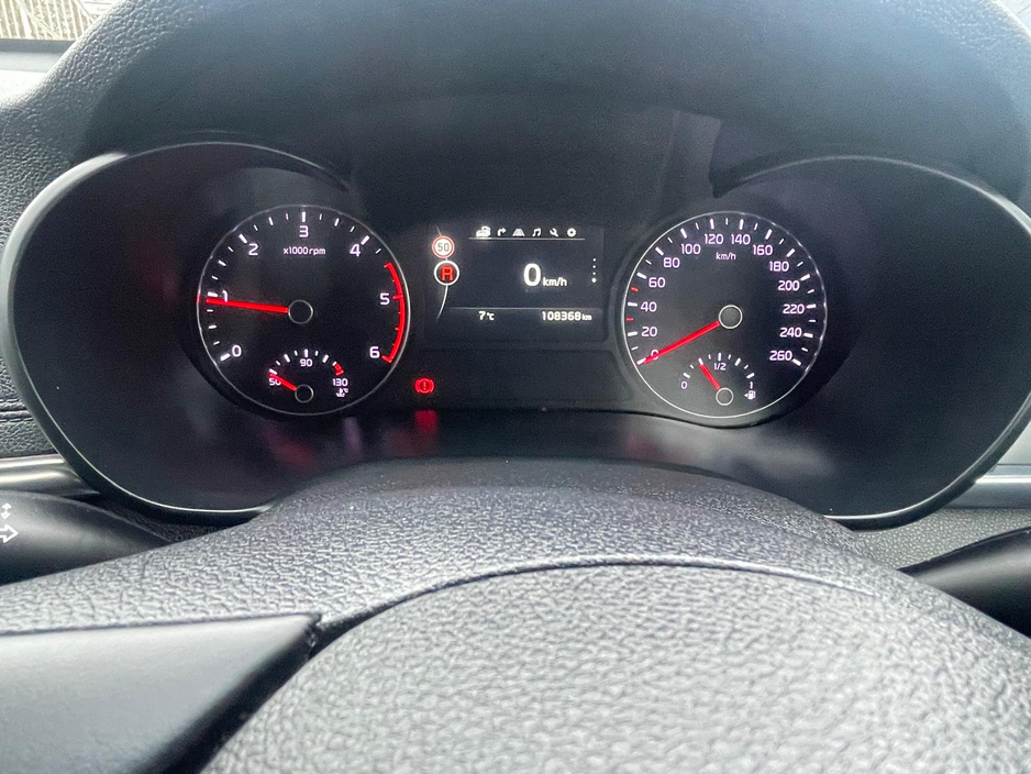 2017 Kia Optima PLATINUM 4DR €15,000