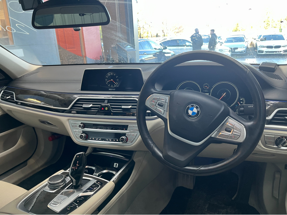 2016 BMW 7 Series €24950! 2016 BMW 7 SERIES AUTOMATIC 740E 2.0L HYBRID / 86K KMS / ADAPTIVE CRUISE CONTROL, HEATED & COOLED SEATS, REVERSE CAMERA & MORE €24,950