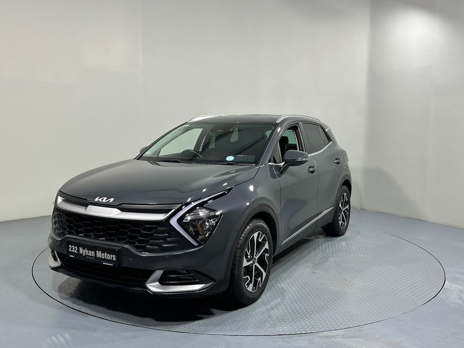 2023 Kia Sportage - image 3