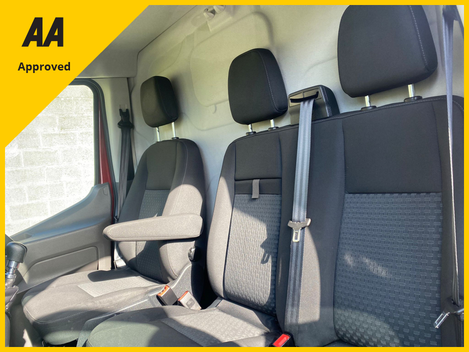 2020 Ford Transit - image 15