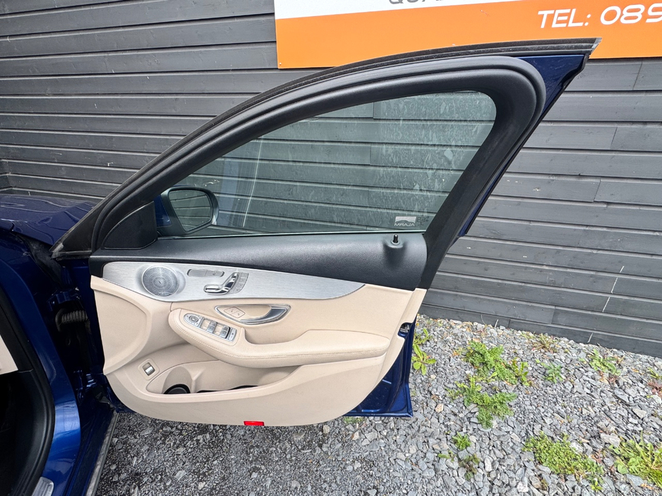 2016 Mercedes-Benz C Class - image 15