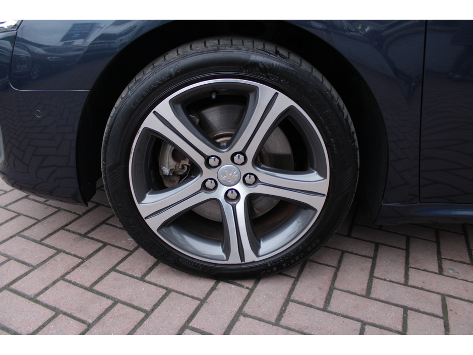 2016 Peugeot 508 - image 24