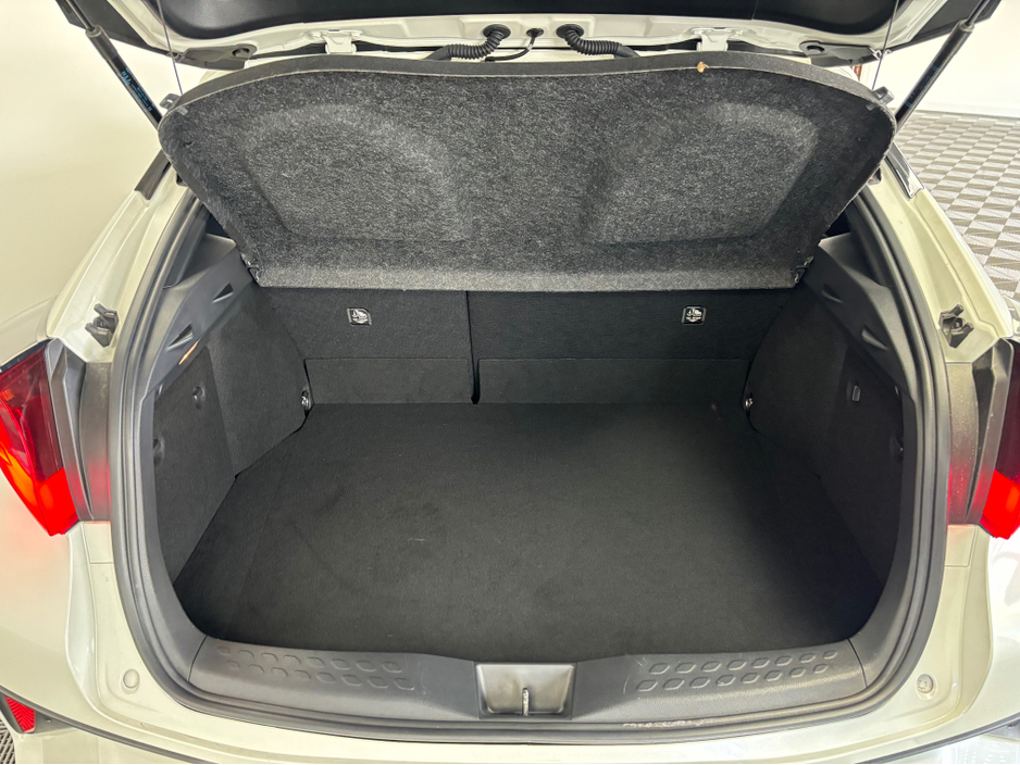 2018 Toyota C-HR - image 11