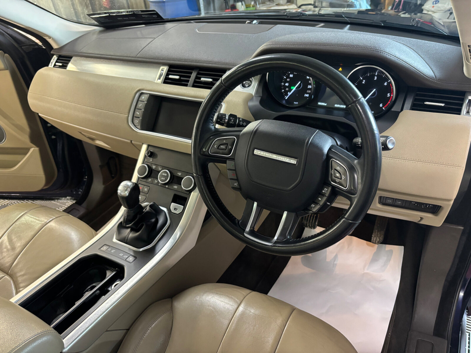 2016 Land Rover Range Rover Evoque - image 6