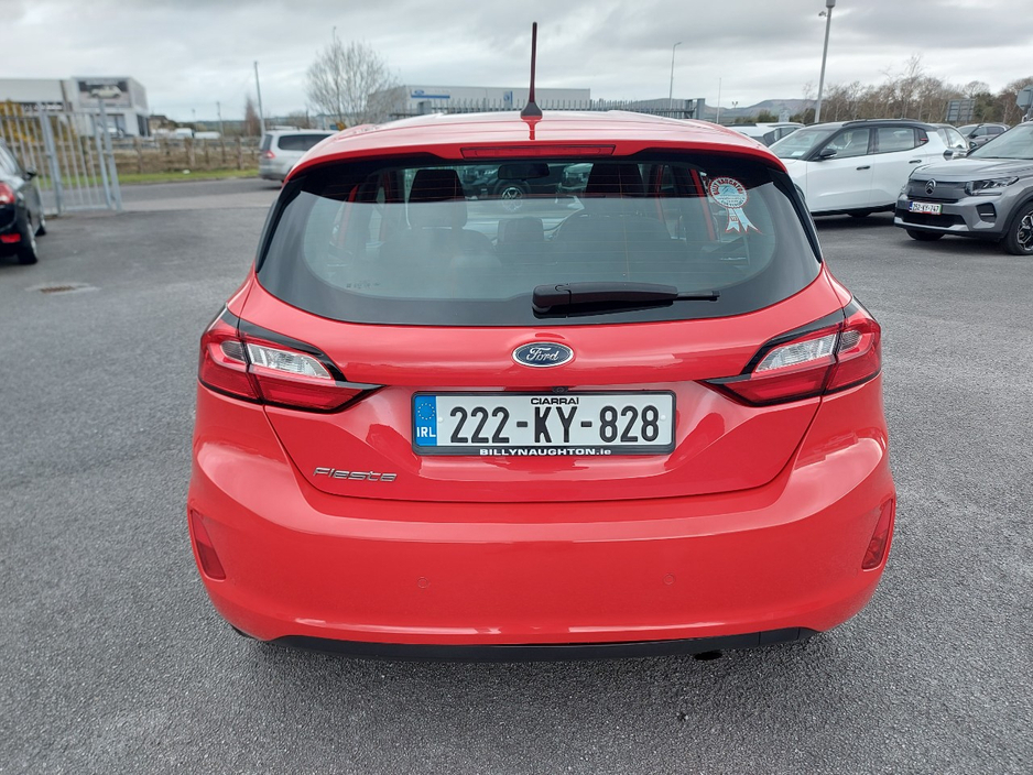 2022 Ford Fiesta - image 11